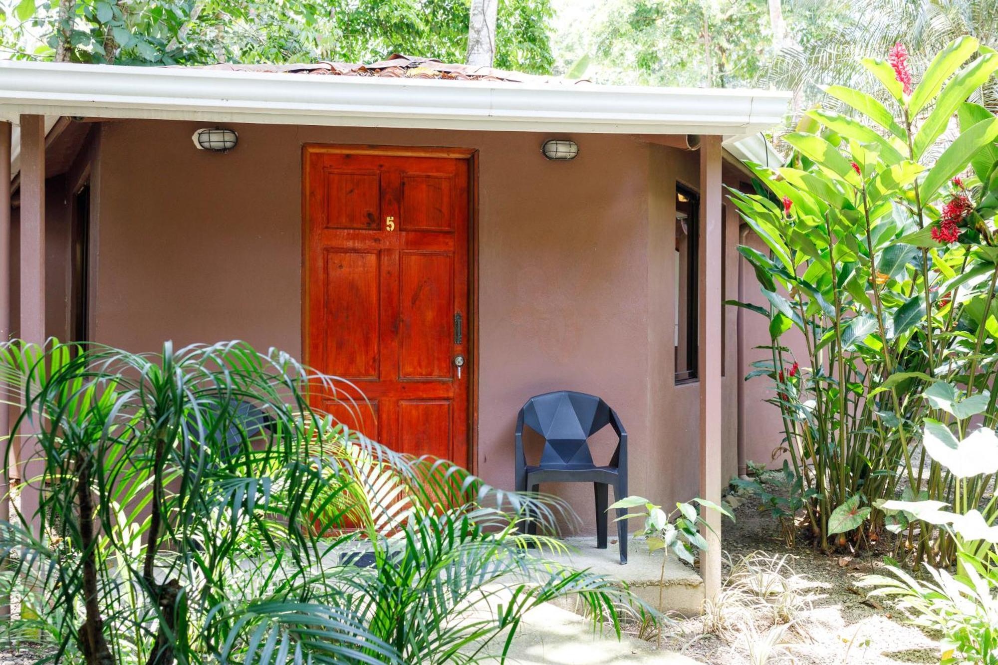 Bambutel Cocles Hotel Puerto Viejo de Talamanca Luaran gambar