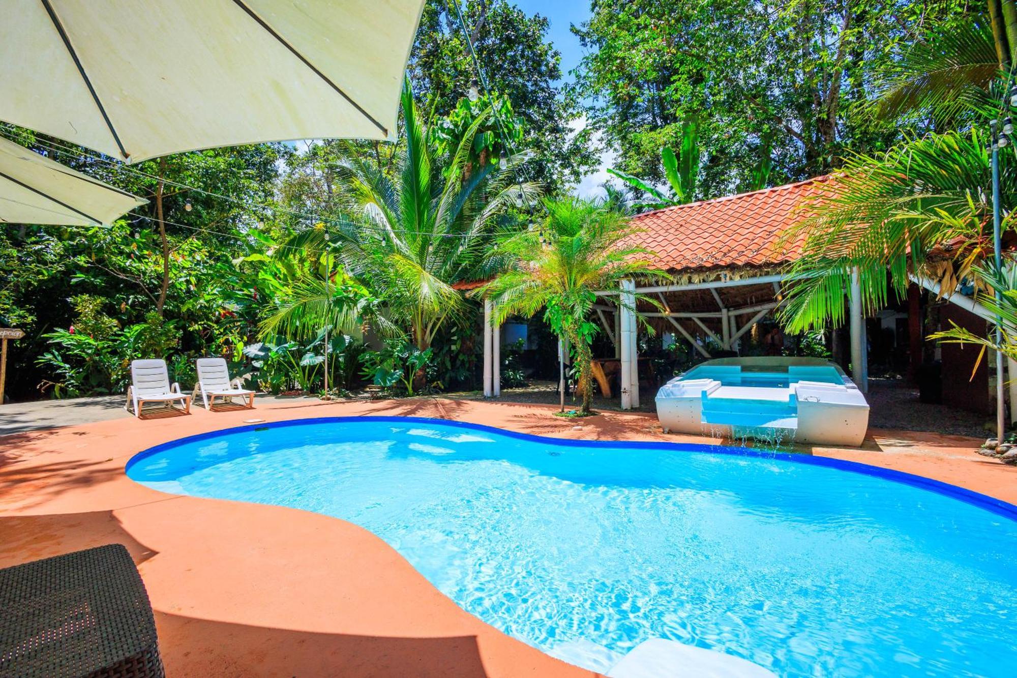 Bambutel Cocles Hotel Puerto Viejo de Talamanca Luaran gambar